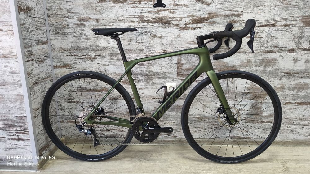 Карбонов шосеен велосипед Merida Scultura Endurance Ultegra Expert Disc | S