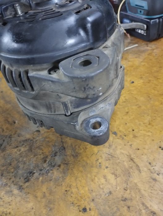 Продам генератор Альфард