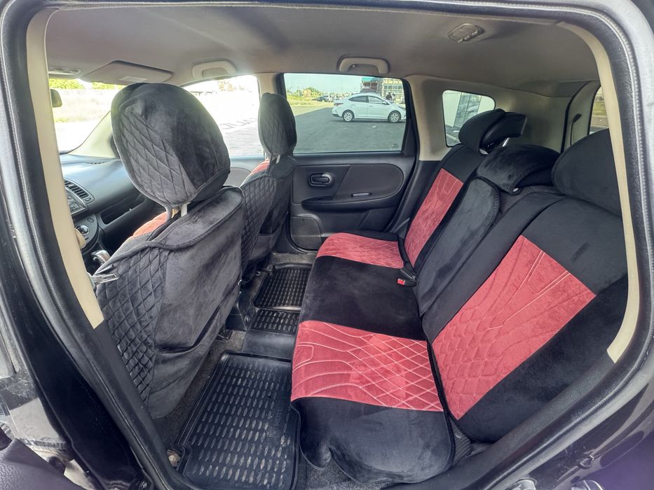 Продам машину Nissan Note