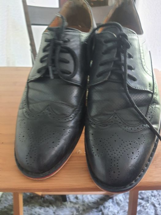 Pantofi adolescenți mărimea 39