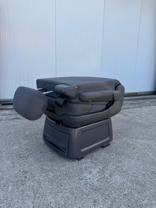 Scaun multivan T5/T6