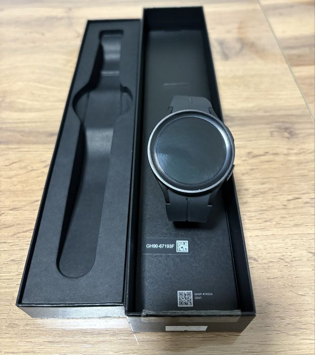 Смарт часы Galaxy watch 5 pro