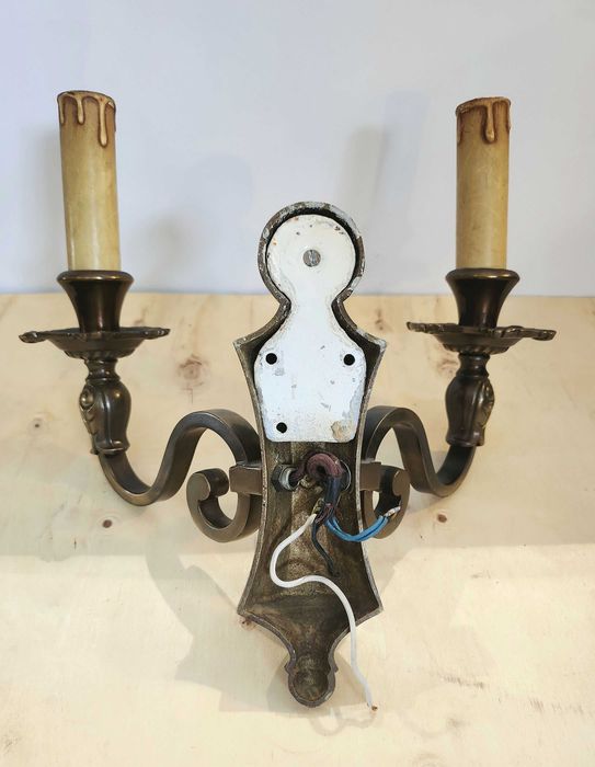 Чифт бронзови аплици в класически стил