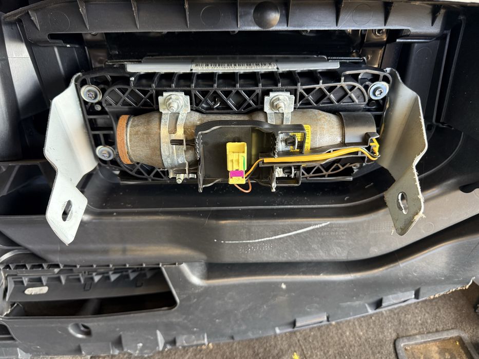 Арматурно табло с еърбег VW Golf 6 BG