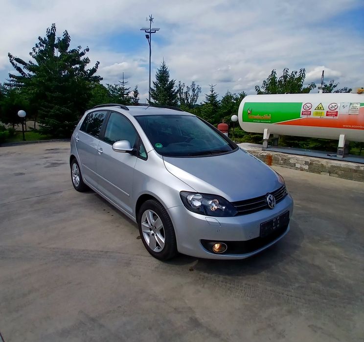 VOLKSWAGEN Golf Plus 2010 — imagine 3