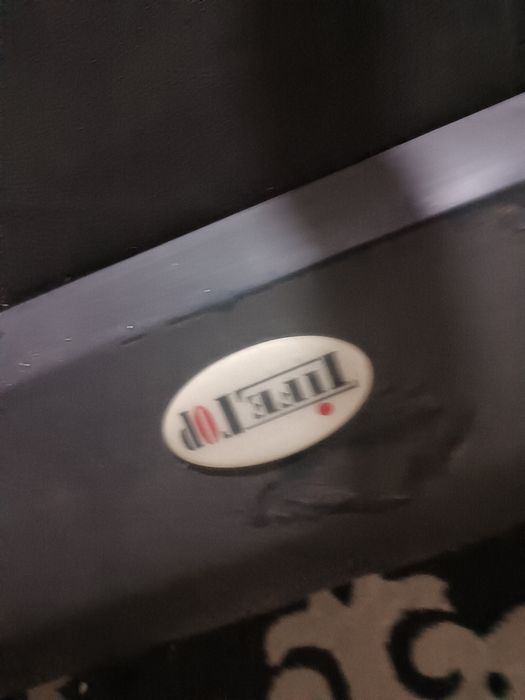 Беговой дорожка сотилади