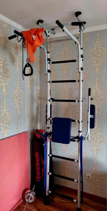 Продам "Шведскую стенку "