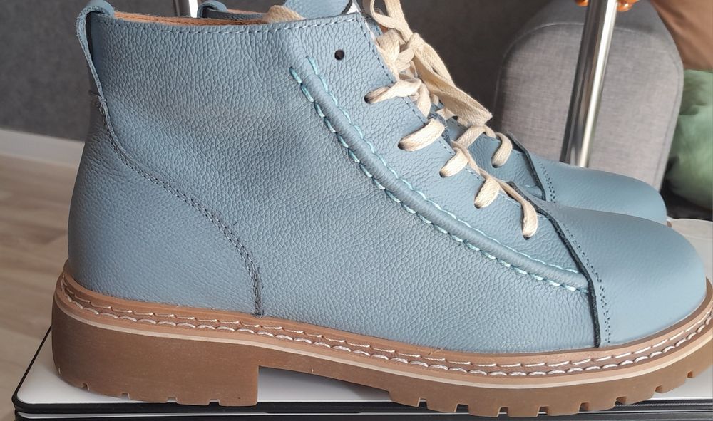 Продам женские ботинки. Новые.