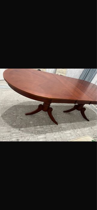 Продаю стол раздвижной