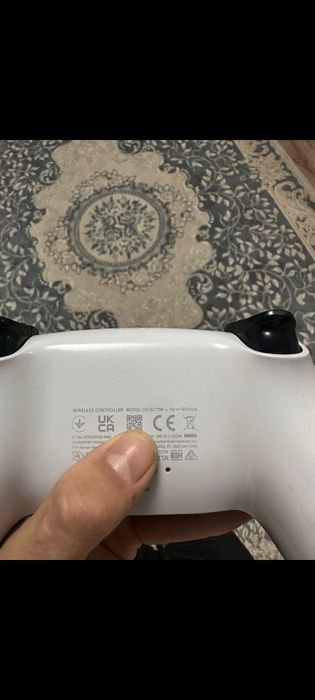 Продам 2 джойстика от на PS5 ПС5