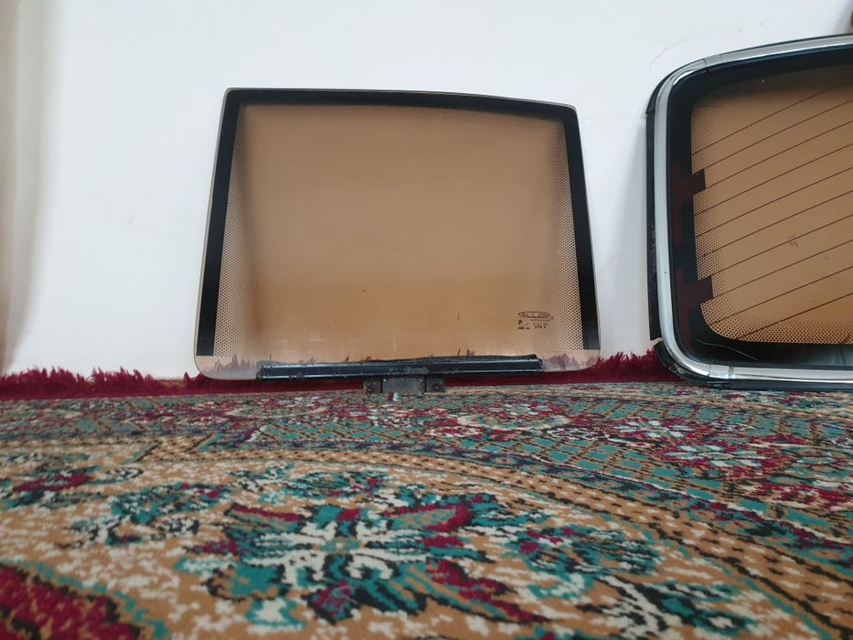 Волга учун ёдивий ойна орка кампиликт кизикканла буса телифон килила