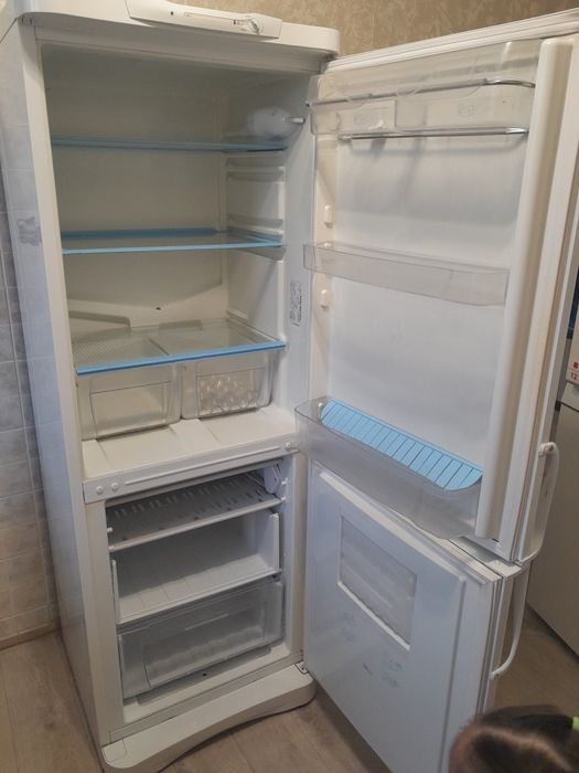 Холодильник Индезит