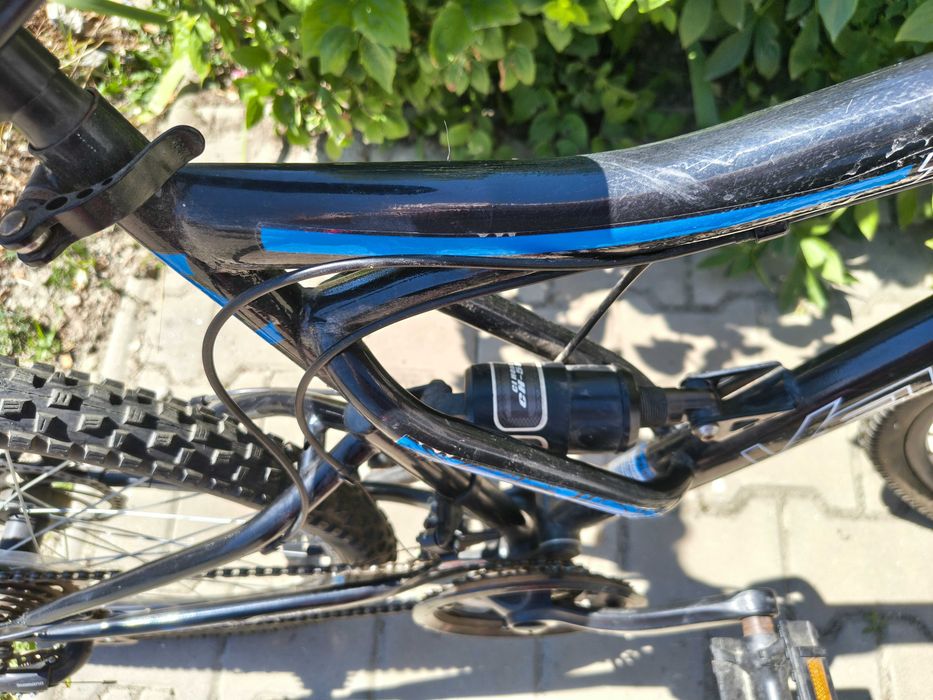 Vând bicicletă Velors Thunder 2.6
