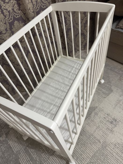 Продам кроватку