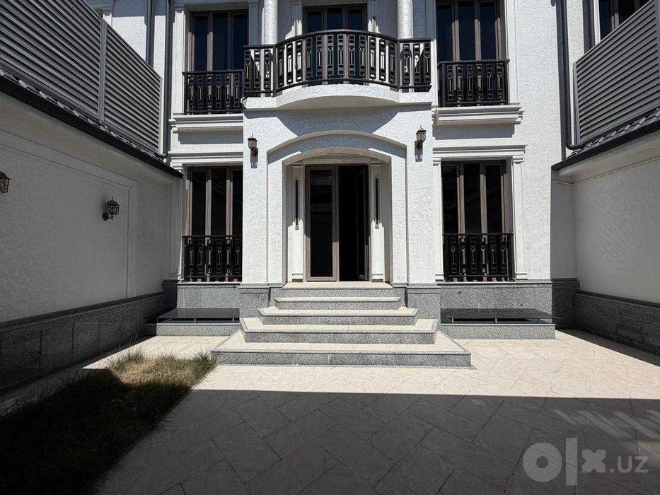Коттедж 5-комнатный, 215 м², Мирабадский район