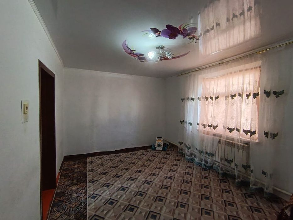 Тез арада үй сатылады!