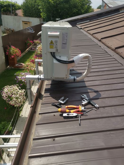 Montaj aer conditionat . Oferim garantie