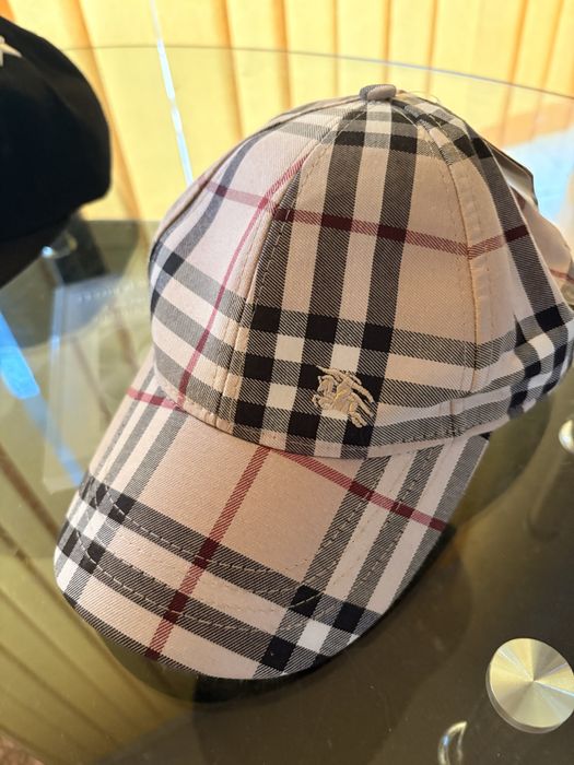 Различни модели шапка с козирка Goorin Bros