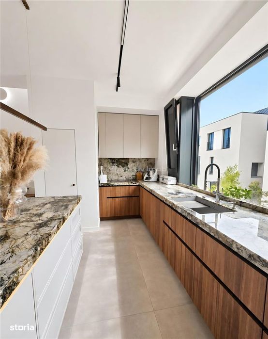 Casa townhouse - Avalon Estate Pipera - 4 camere - 4 bai - 210mp
