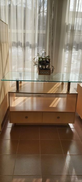 Продам стол тумбу