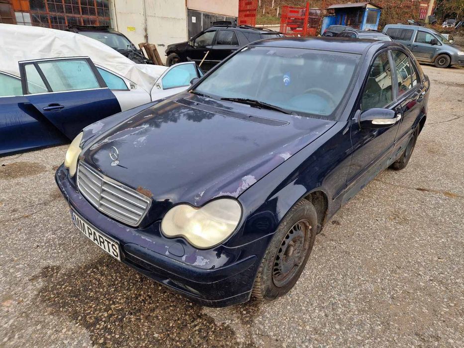 Mercedes W203 C200CDI 116кс ксенон ръчка седан НА ЧАСТИ!