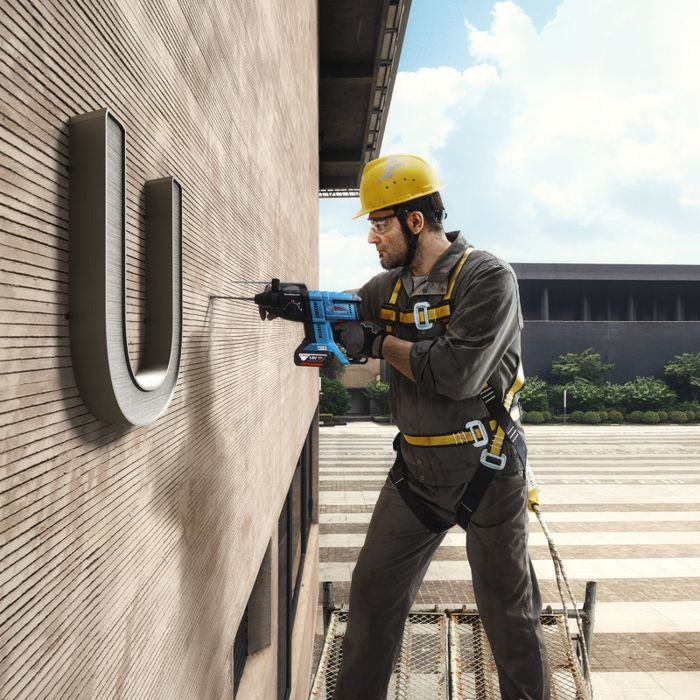 Перфоратор аккумуляторный BOSCH GBH 180-LI