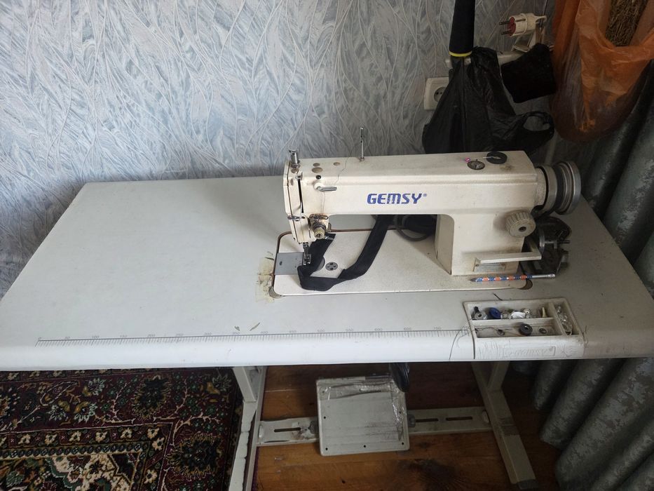 Швейная машина 111