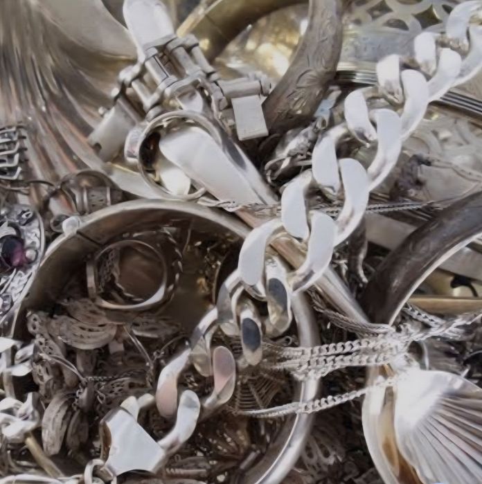 Куплю лом серебра цены от 400 тенге за грамм и выше