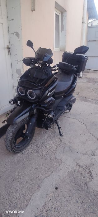 Benzinli tank skuter sotiladi