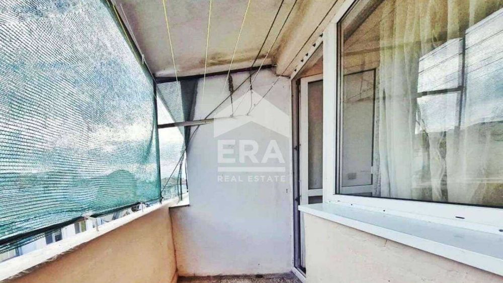 Продава се Тристаен апартамент в Варна, Център - 80 кв.м за 892 €/кв.м - Снимка #10