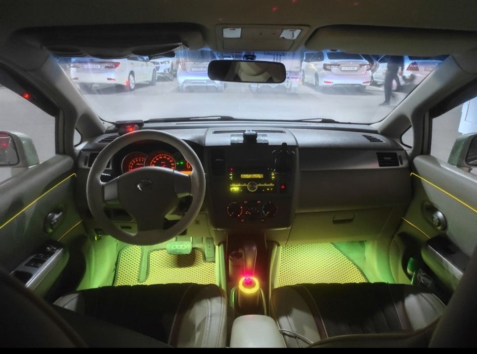 Nissan Tiida 1.6