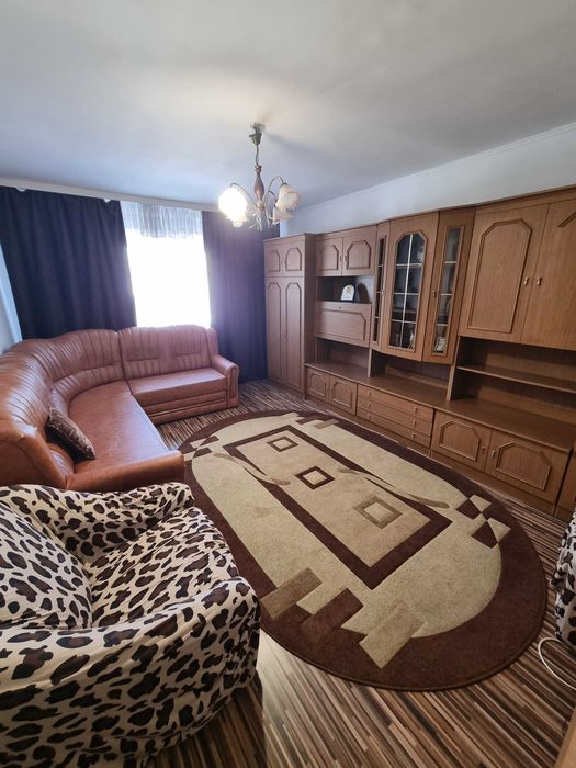 Inchirez apartament cu 2 camere