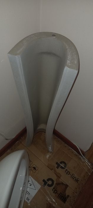 Раковина с пьедисталом керамическая
