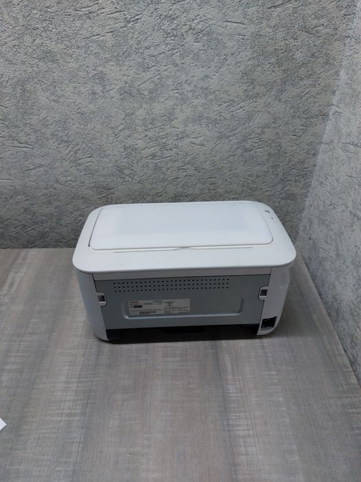 Canon LBP6000
принтер