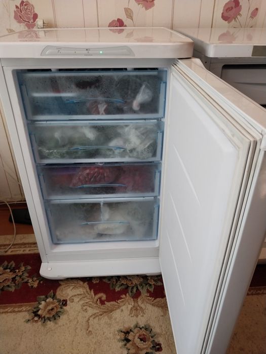 Морозильная  камера Бирюса