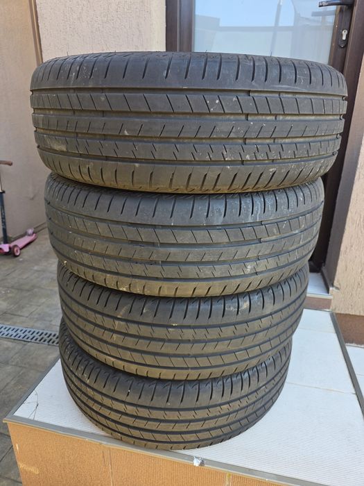 Bridgestone Alenza 225/60 R18 104 W