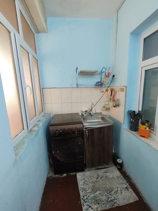 1 xonali kvartira srochna sotiladi