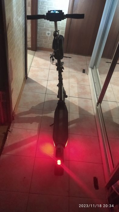 Продам электро самокат