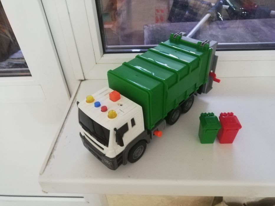 Игрушкыный Мусоровоз игрушка