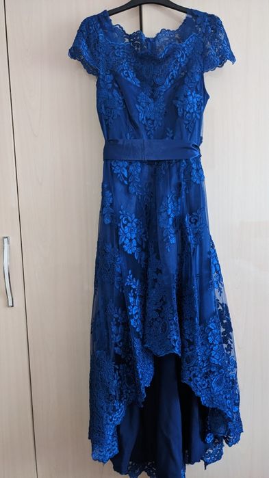 Rochie de ocazie nouă albastru royal asimetrică din dantelă