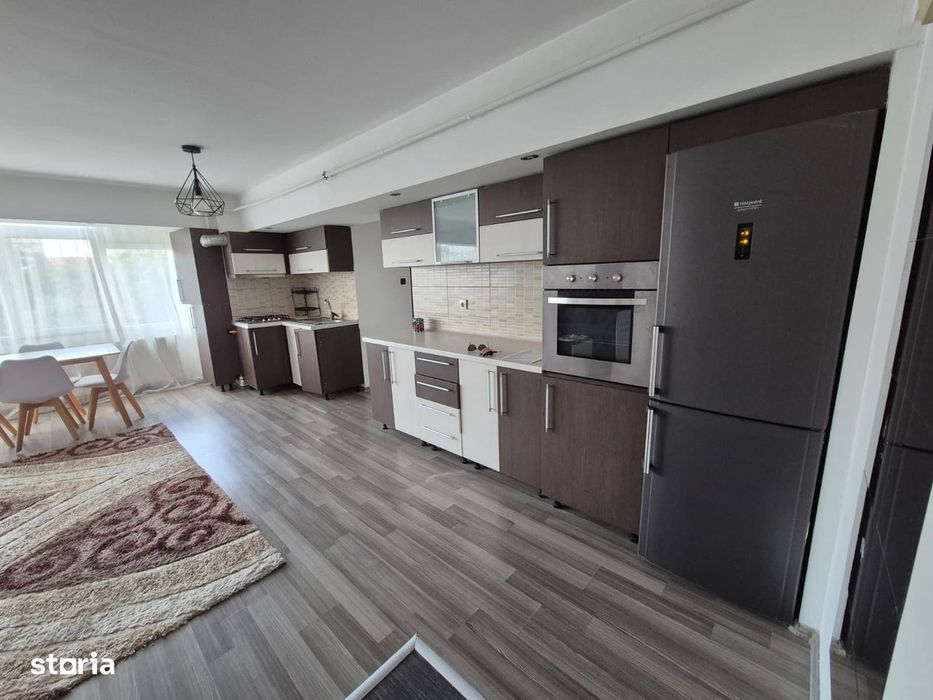 Se oferă spre închiriere apartament 3 camere, 70 mp, mobilat și utilat