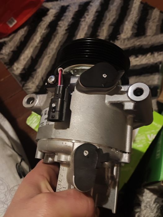 Compresor aer condiționat,logan 2,logan 3