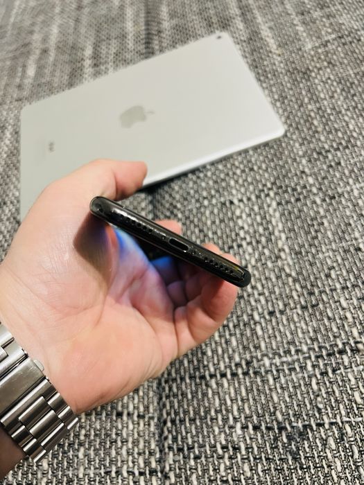 Iphone x gray 256 gb baterie 94% liber de icloud