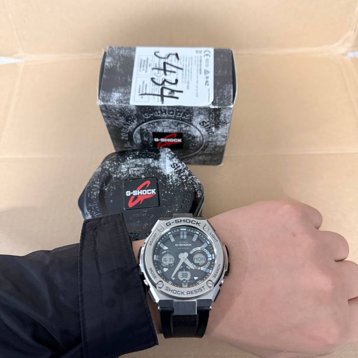 Casio g-shock gst-s110