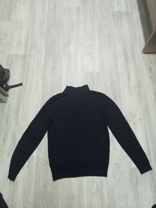 Кофты  размер xl и м