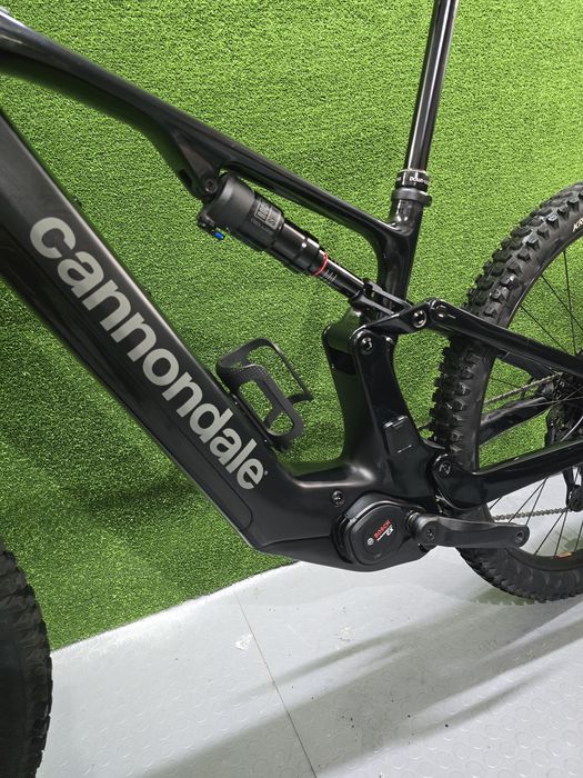 Карбонов Cannondale Moterra 2 (2026) е висок клас електрически ендуро велосипед (e-MTB)