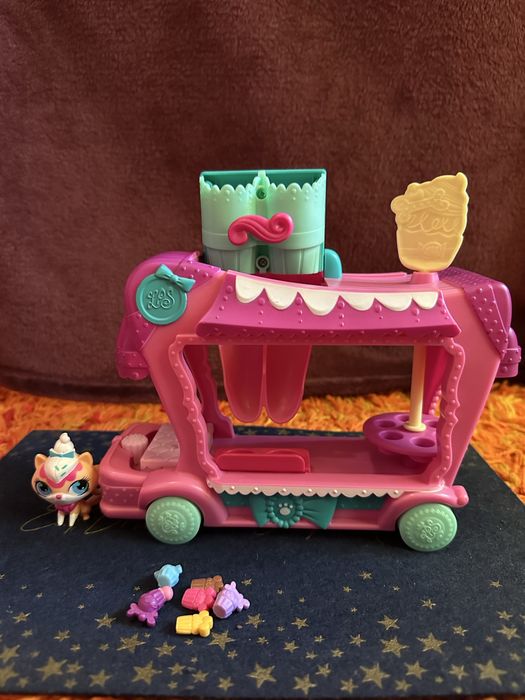 Camionetă Lps Littlest Pet