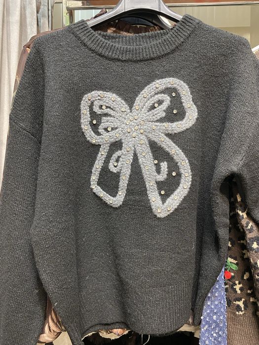 Дамски пуловери на 35лв.