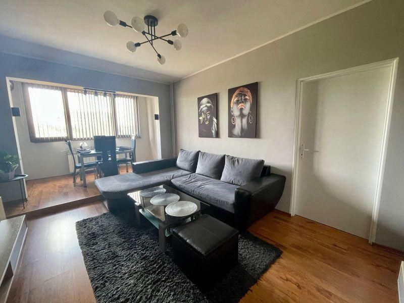 Дава се под наем Тристаен апартамент в София, Левски В - 100 кв.м за 764.49 € - Снимка #1