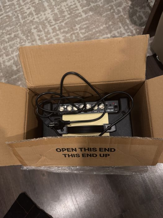 Комбоусилитель Cort CM15R Black